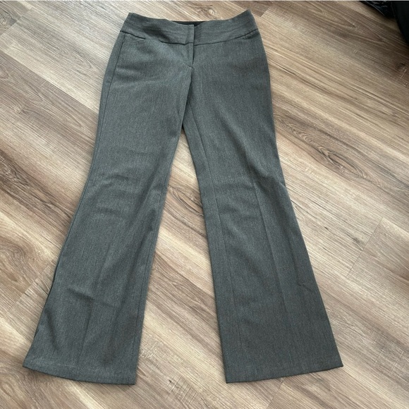 EXPRESS Gray Editor Trousers Straight Leg Women Size 4R - Picture 1 of 9